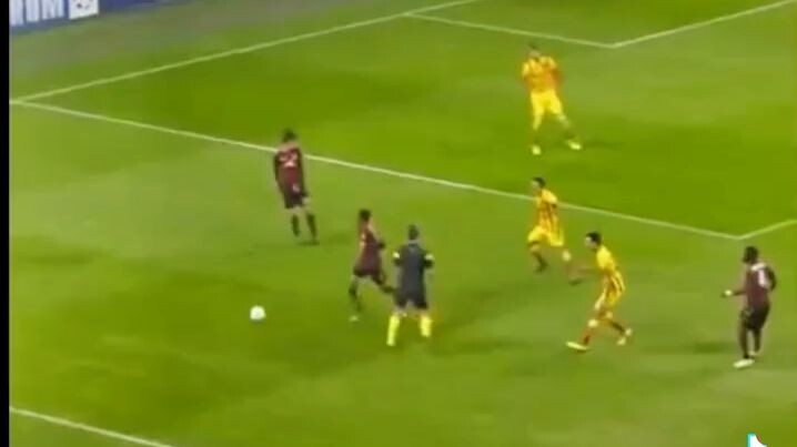 Lo que jugaba Robinho #parati #futbol #robinho #robiño #skills #jugadasdefutbol #regatesfutbol #tend