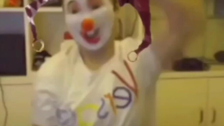 การแสดงสุดตื่นตาตื่นใจของคณะละครสัตว์ตอนสองทุ่ม!!