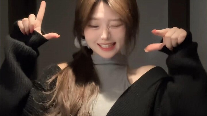 “She’s different; she understands Tang Dynasty history.”