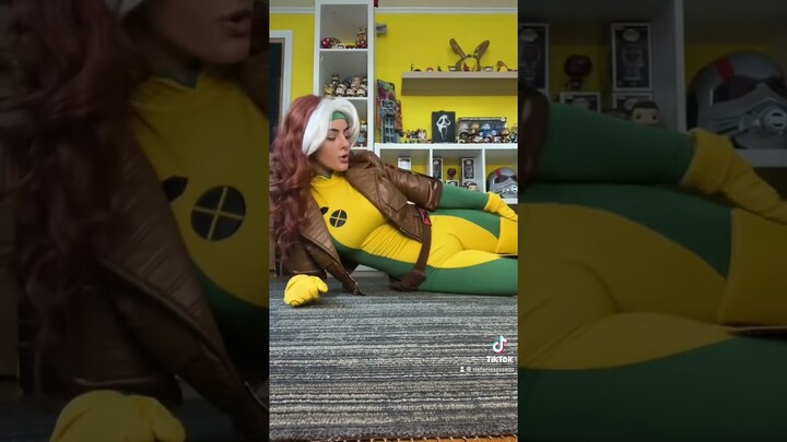 Fave transition of mine #rogue #xmen #marvel #cosplay #cosplayer #mcu #shorts #mutant #marvelcomics