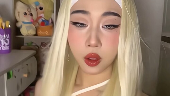 Heeii