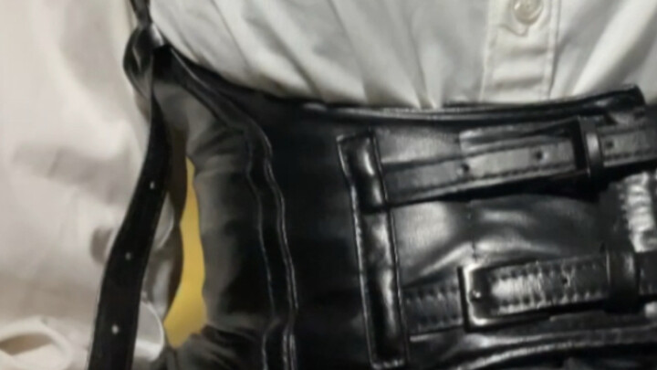 مؤخرًا وصل وزني إلى ما يقارب 130 جين، بالإضافة إلى إطلالاتي اليومية المفضلة.