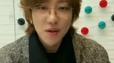 【Xu Minghao】Ibu menangis melihat hadiah ulang tahun berupa drone