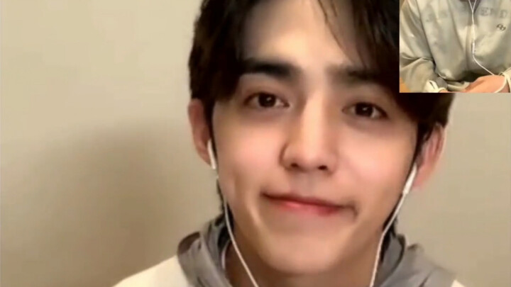 【Choi Seungcheol】230102 Acara Tanda Tangan: Penggemar: Aku baru mulai suka Oppa saat Oppa berusia 21