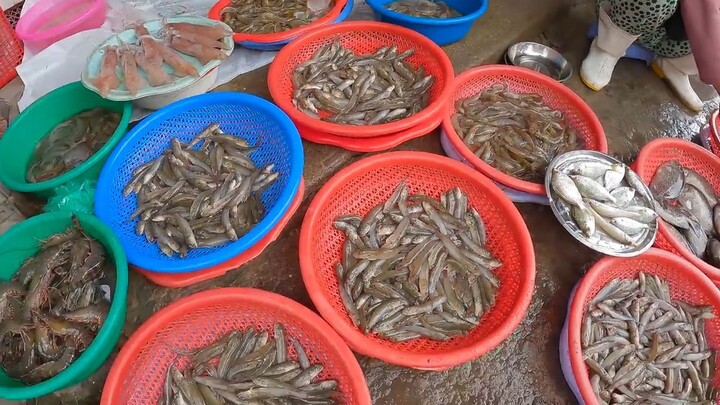 Chợ An Cựu Huế _ Bất ngờ vì vẫn còn người đi bán nước dạo 1 ngàn đồng_ly