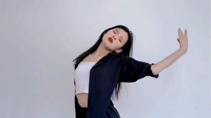 A dance that a mother with urinary autism taught herself at home. It is not easy to create. If you a