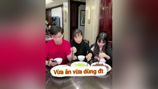 Này thì vừa ăn vừa xem đt ... zừa lòng t lắm 🤣🤣giadinh haihuoc vuinhon yeuthuong xuhuongtiktok