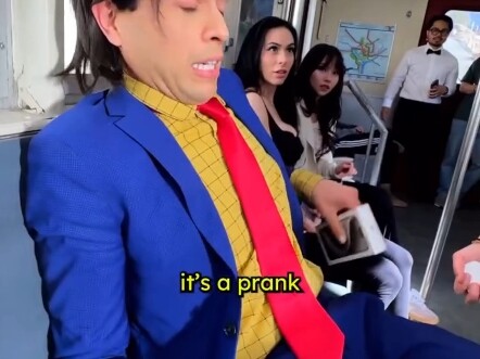 เรื่องราวเบื้องหลัง