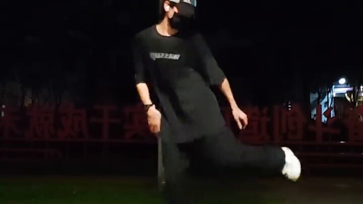 Ritme hiphop dasar (sedikit berat)