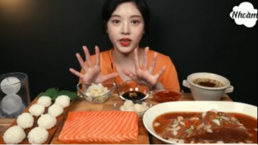 Nguyên miếng cá hồi và cá hồi ngâm tương phần 1 #mukbang