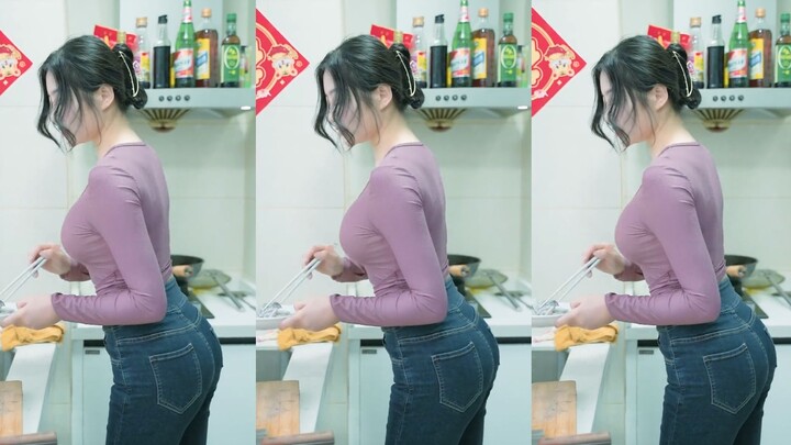 Vertical version of the nuclear warning ahead, inventory of tight jeans perfect body. TOP10 38th iss