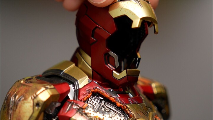 What does an Iron Man suit costing 3,180 yuan—complete with one-click illumination and armor burstin