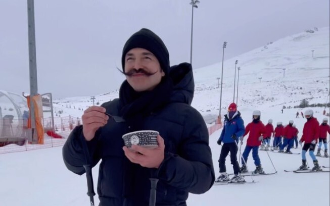 Blondie's Skiing (Eating) Adventure