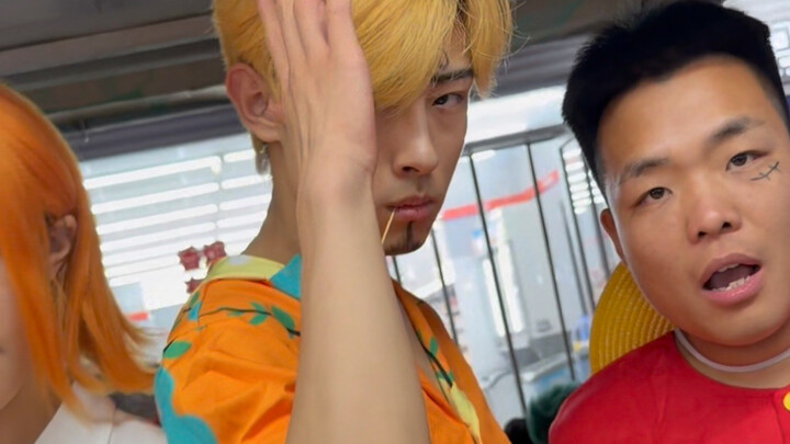 ตั้งแต่คอสเมนูข้าวผัดของซันจิมา ก็โดนด่าอยู่เรื่อยๆ หลายคนไม่ดูวันพีซ แถมยังไม่เข้าใจการคอสอีก ชักจะ
