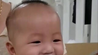 The illustration of the dry rice overturn