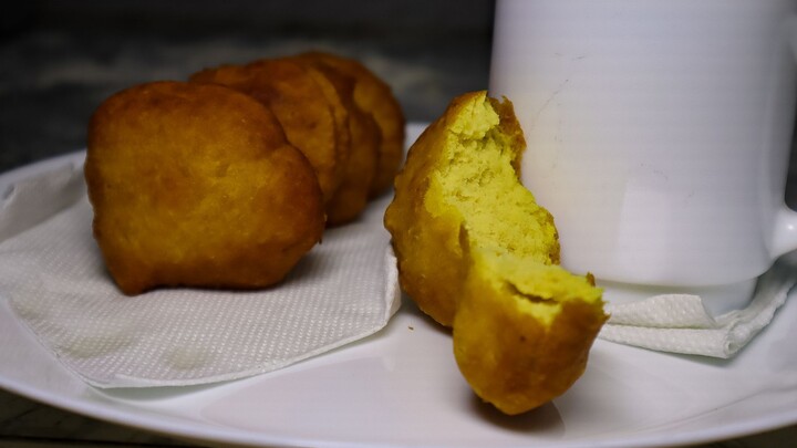 Mandazi & White Coffee Breakfast 🍩☕ Soft homemade mandazi flavored with fresh lime peel