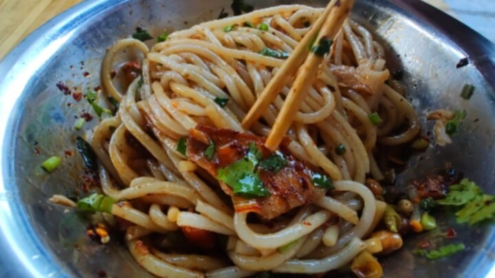 Bihun seharga lima yuan yang juga dilengkapi daging, apakah hanya bisa didapatkan di Guilin?