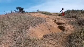 Di Timur Matahari