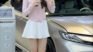 Xiao Wang mengajak Anda melihat pameran mobil | Toyota bZ3