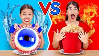 TANTANGAN WARNA MERAH VS BIRU || Makan Makanan Satu Warna 24 Jam Penuh oleh 123 GO! CHALLENGE