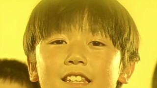 Tổng hợp tám bức ảnh đặc biệt thời thơ ấu: Tiga là vị thần vĩnh cửu! Chiến binh mặc giáp chơi bài há