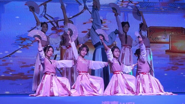 湖南工业大学2021百团晚会——楚韵汉服社花月成双