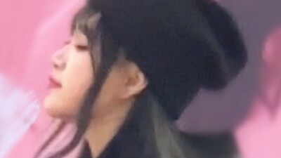 Acting cool at the beginning, but people mistook me for being in a daze? ? ? | Hangzhou road show NM