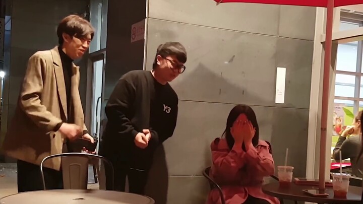 【Subtitel Bahasa Mandarin】Apa kesalahan yang dilakukan meja sebelah?