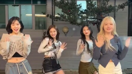 Thử thách IVE với Ahn Yujin, Kim Daeyeon, LIZ và Lee Hyunsuh qua ca khúc “Tuyết đầu mùa” của EXO!!!