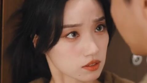 Mahasiswi salah antar paket celana dalam tetangga, tak tahu dia CEO miliarder—