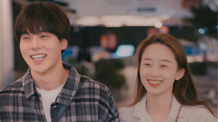 都说婚姻是爱情的坟墓 但那又怎样 反正咱两迟早一个坟头