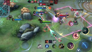 Beatrix diving savage
