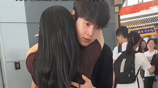 “小说里面的霸总和妈妈一下子走进了现实”