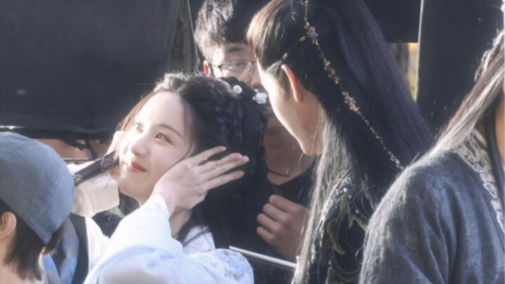 ในนิยายมีฉากคู่รักวัยเด็กไร้เดียงสาแล้ว