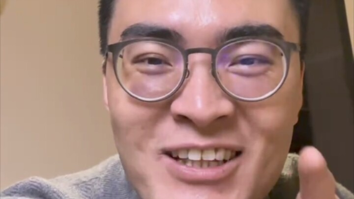 All the money I made from livestreaming these past few years went to Rou Pian.