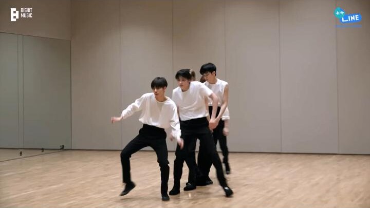 【Cui Ranjun】Kucing besar itu tampak terkejut ketika Su Bingxi melakukan kesalahan dalam tariannya