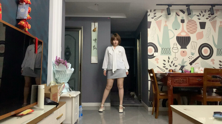 Tuổi đẹp nhất là 25 tuổi! Thực ra tuổi đẹp nhất đã là 30 tuổi rồi. Chúc mừng sinh nhật mình!