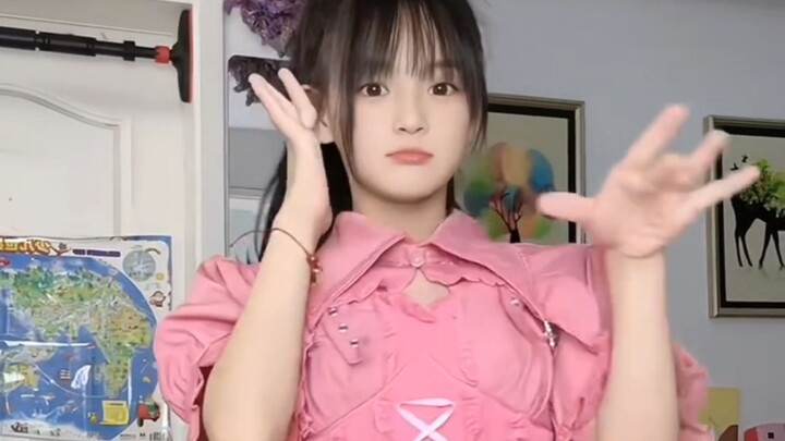 A collection of wonderful videos of Liu Yuxuan's growth process (supplement)