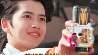 盘点假面骑士EXAID各阶段强化形态变身+必杀