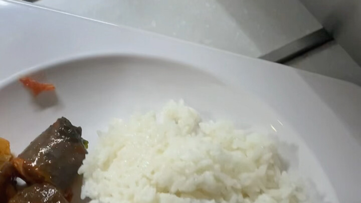 Let me introduce myself—I'm a Korean exchange student, and I'm a Buddhist.