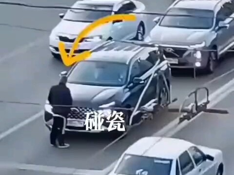 أخيرًا واجه محتالو الاحتيال شخصًا قويًا.