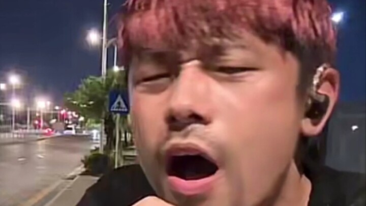 Hei Lun was arrested by the police for singing “Code”