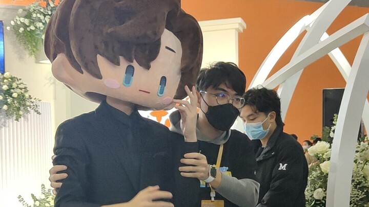 [Unconfirmed Big Head] Zuo Ran: I’m off work!