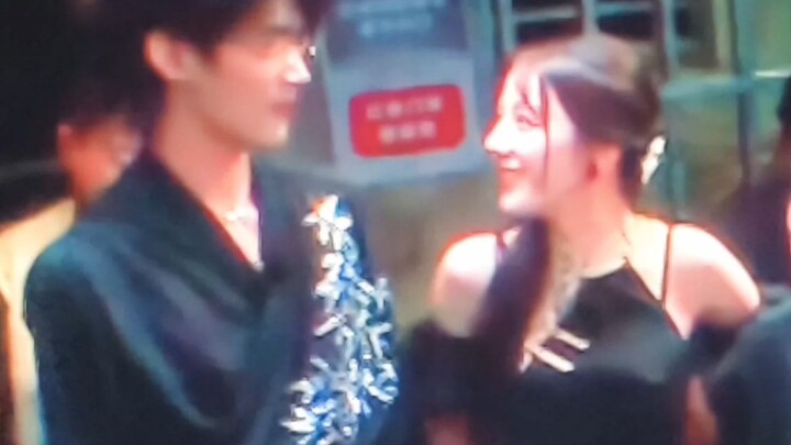 [Dilraba Dilmurat x Zhou Keyu] "หวงแหนทุกวินาทีของการบันทึกครั้งสุดท้ายของเรา"
