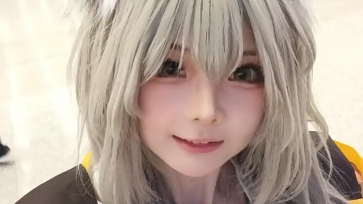 Hôm nay xuất hiện ngôi sao gấu trúc nhỏ, rồi có một chú chim nhỏ bay lên đầu tôi! Vui quá!!!