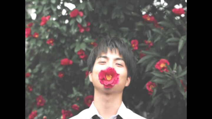 Drowning Knife丨Holding the Camellia, Being Eaten by the Deep Sea.