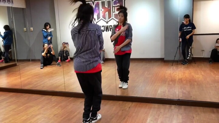 Jolin - Rose Boy Slow-Motion Breakdown with Counting by Kirari - Jolin - Womxnly MV Dance Tutorial