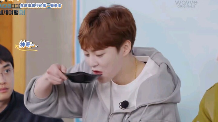 【Kim Min-seok】Thường xuyên ngạc nhiên vì gương mặt và hành động không ăn khớp với nhau