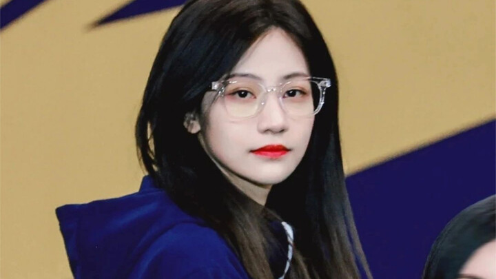 [Girls Being Cool Series] Let’s See How Stunning Natural Boyish Charm Can Be!