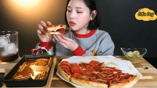 Bánh gạo cay, pizza xúc xích xông khói đầy phô mai 7 #amthuc